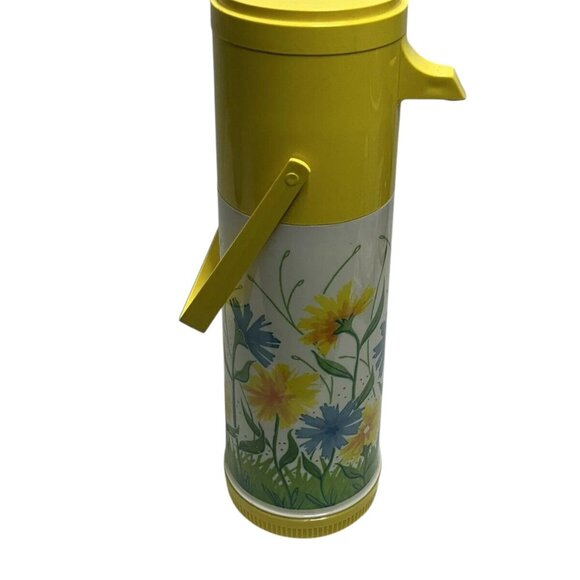1970's Aladdin PUMP-A-DRINK Dispenser Yellow/ Blue Flowers Thermos 1 QT Handle - Picture 1 of 9